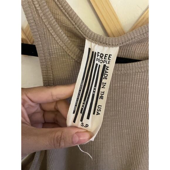 Free People Top Women's Small Light Brown Ribbed Tank Relaxed Fit - Picture 4 of 6